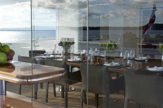 Mega Yacht Smeralda - Dining